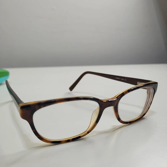 Kate Spade Blakely Tortoise Eyeglass Frames and Eyeglass Hard Case - Picture 2 of 14